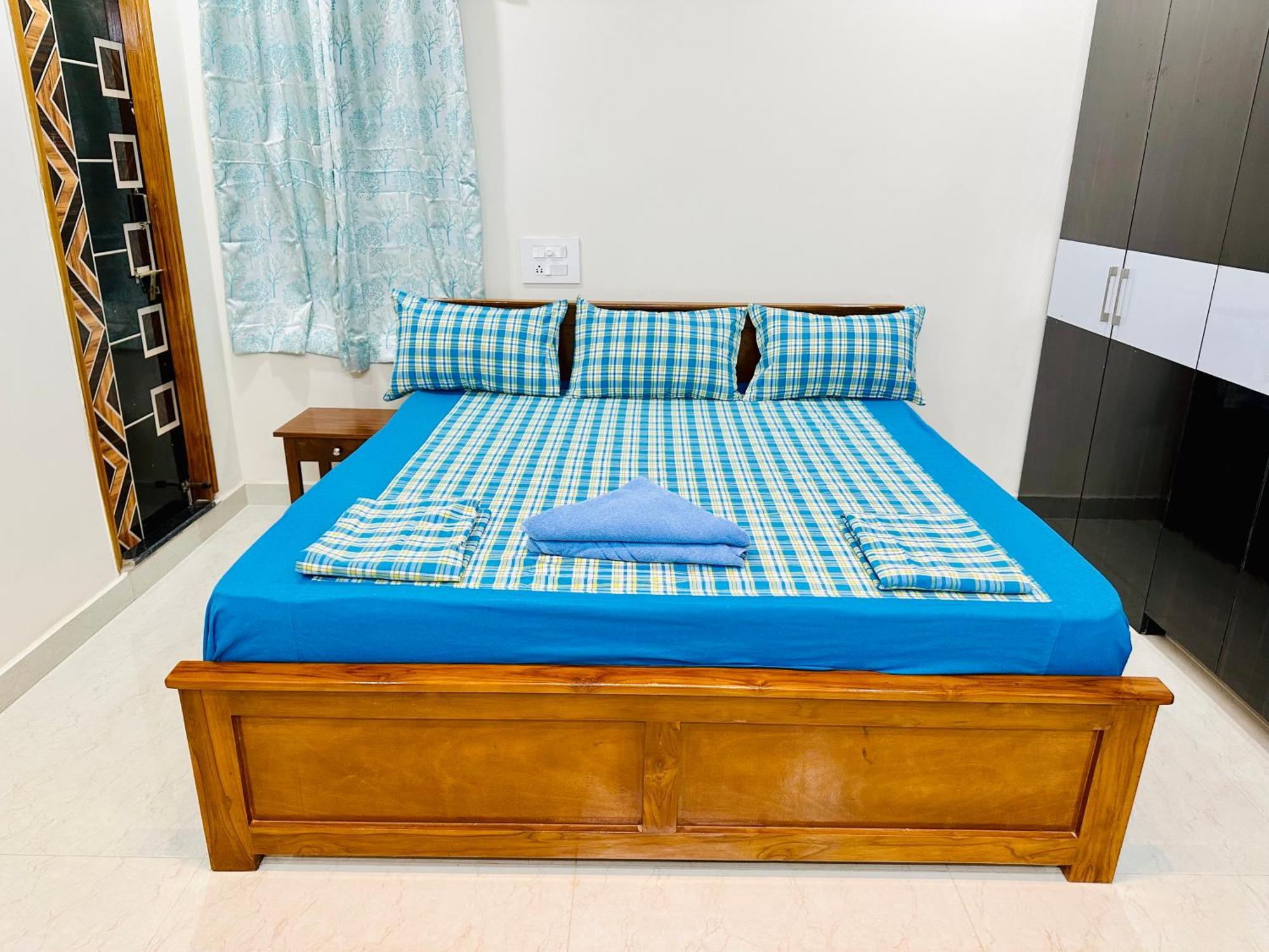 Truelife - 3Bhk Family Suites - Ps4 Pure Veg Restaurant On The Way To Balaji Temple - 2500 Sft Large Signature Apartment - Modular Kitchen - Super Fast Wifi, Smart Tv, 250 Jio Channels - Parking - Easy Access To All Temples - Top Service With Lots Of Tirupati Luaran gambar